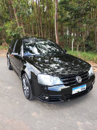 VOLKSWAGEN GOLF 1.6 MI SPORTLINE 8V FLEX 4P MANUAL VOLKSWAGEN GOLF 1.6 MI SPORTLINE 8V FLEX 4P MANUAL